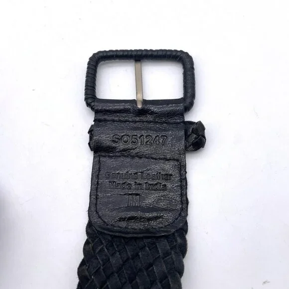 Women's Belt Black Size Medium Adjustable Buckle Genuine Leather - Picture 2 of 3